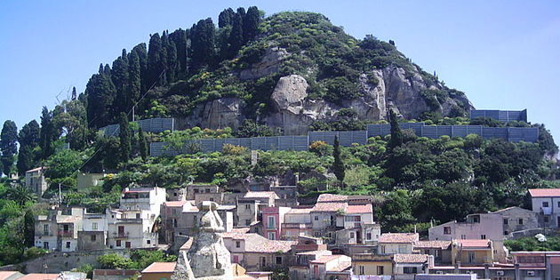 Belvedere Porta Terra a Monforte San Giorgio