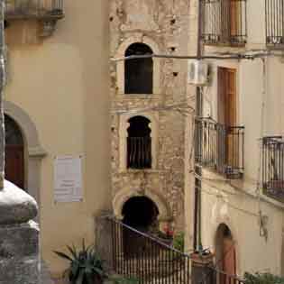 Casa Fontana a Novara di Sicilia