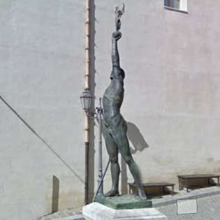Monumento ai Caduti a Valledolmo