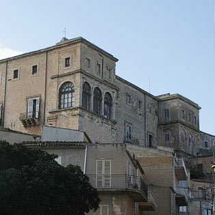 Palazzo Principe di Aragona