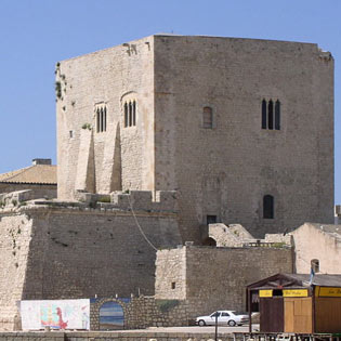 Cabrera Tower in Pozzallo