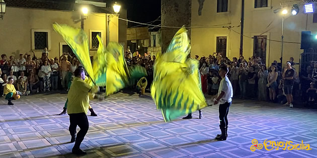 Cunzatu Bread Festival in Motta Sant'Anastasia